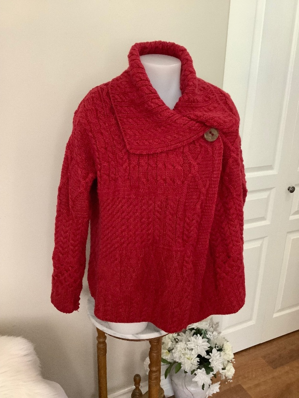 Carraigdonn Irish WOOL Cardigan Sweater Fits L/XL